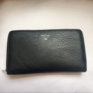 Matt & Nat wallet